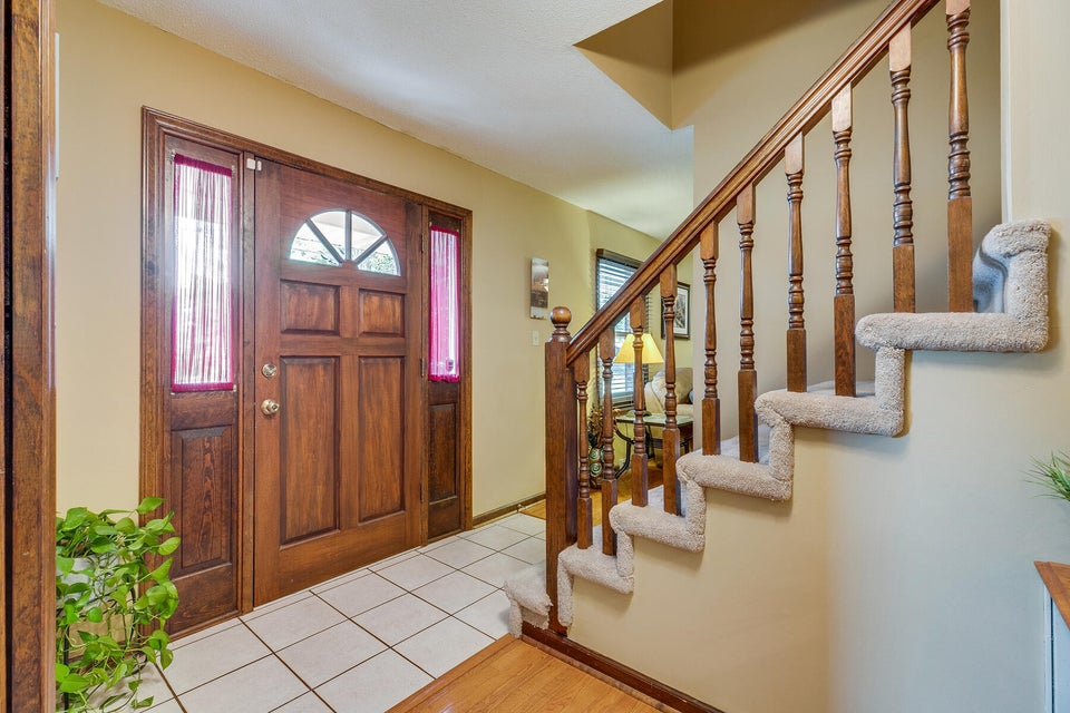 Photo #6: 104 South Hampton Drive