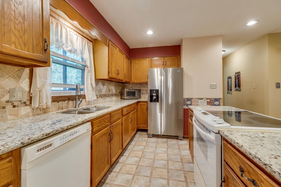 Photo #17: 104 South Hampton Drive