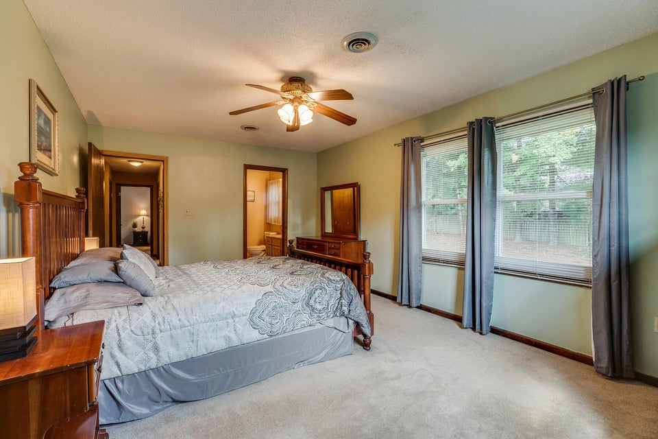 Photo #28: 104 South Hampton Drive
