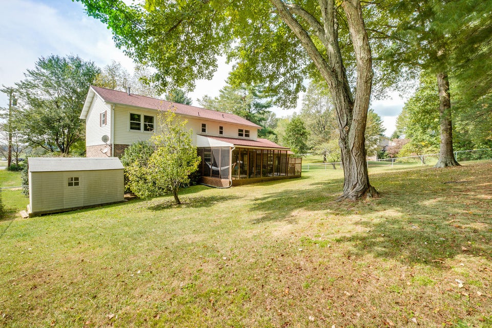 Photo #45: 104 South Hampton Drive
