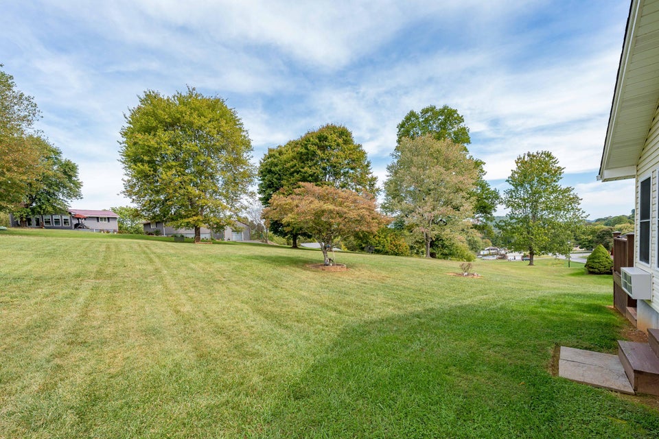 Photo #47: 801 Redwood Drive