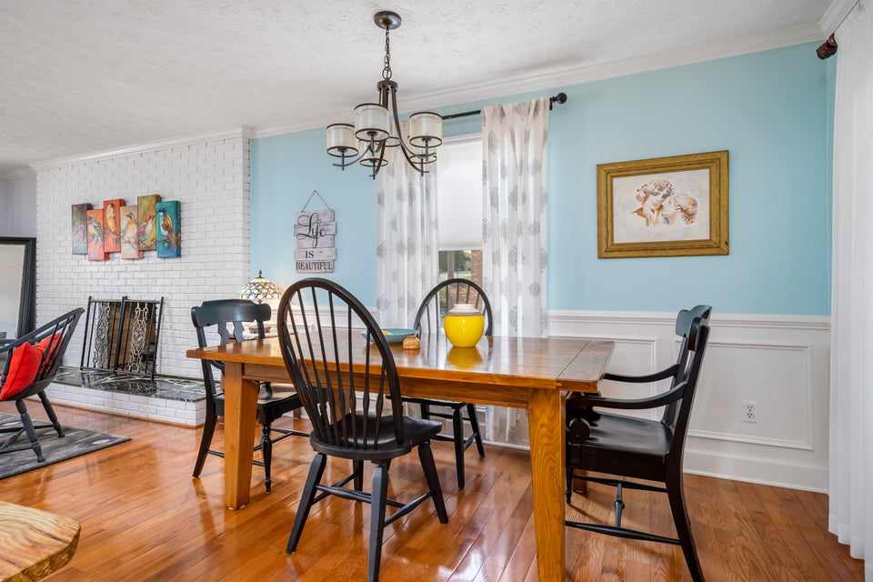 Photo #17: 801 Redwood Drive