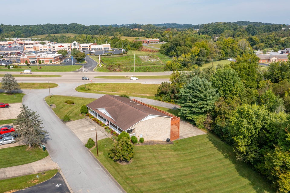 Photo #9: 101 Crestview Drive