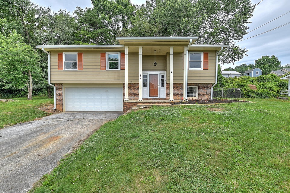 Photo #4: 400 Hermitage Drive