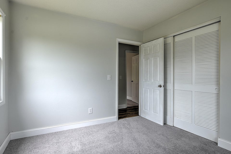 Photo #16: 400 Hermitage Drive