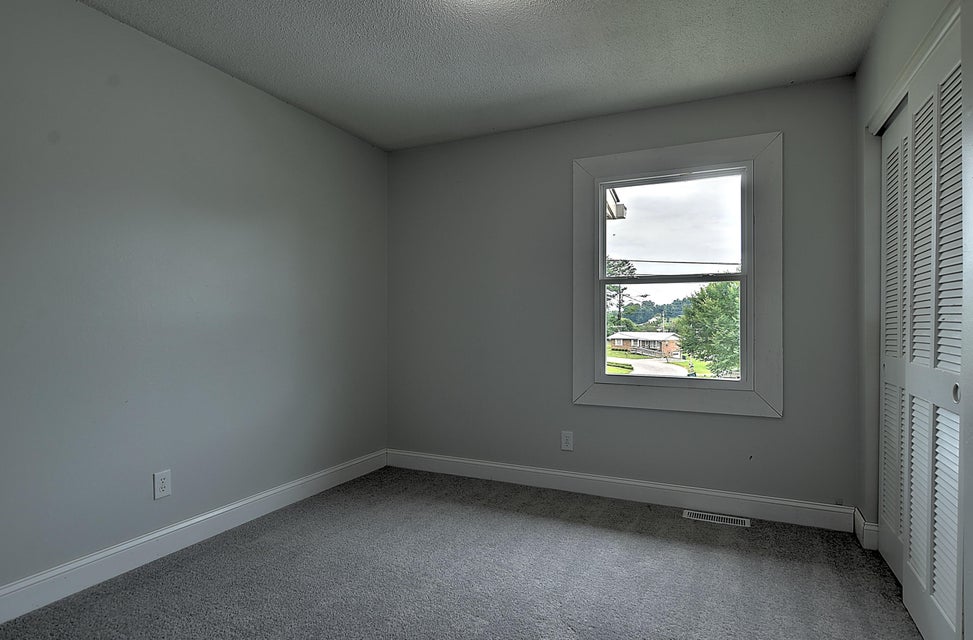Photo #28: 400 Hermitage Drive