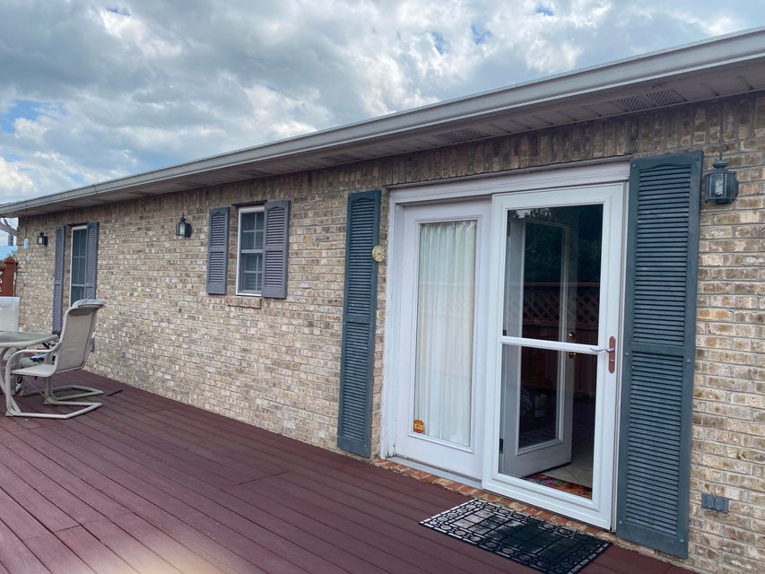Photo #34: 101 Crestview Drive
