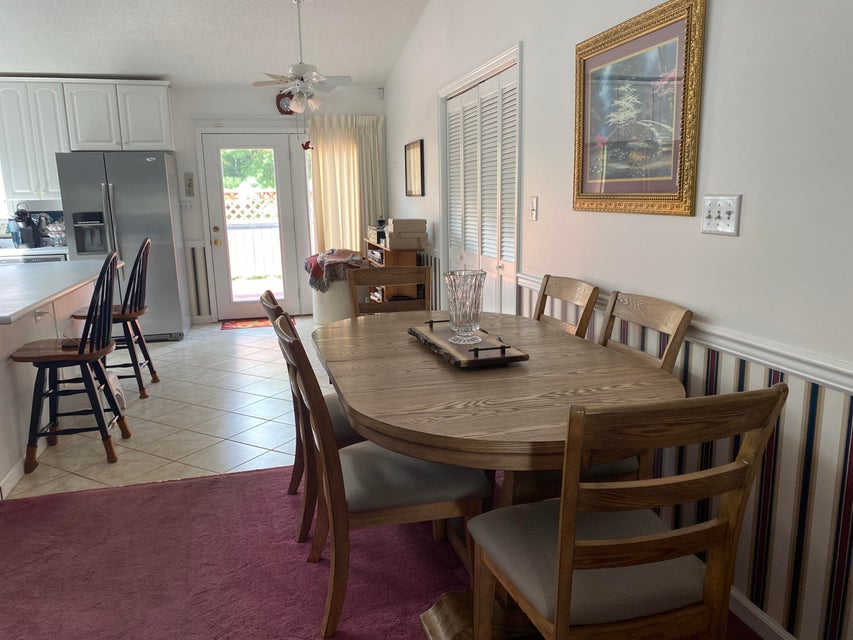 Photo #27: 101 Crestview Drive