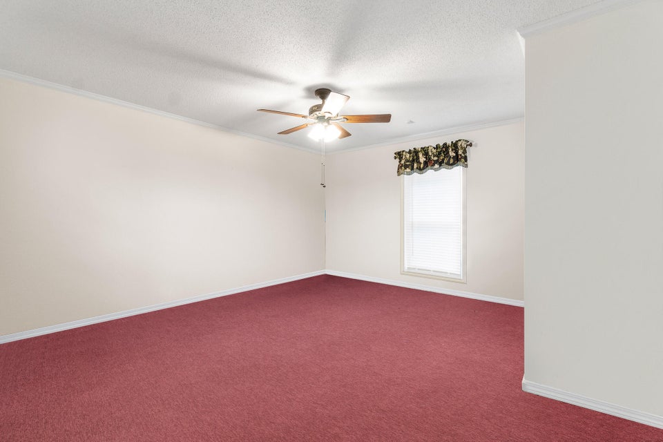 Photo #40: 101 Crestview Drive