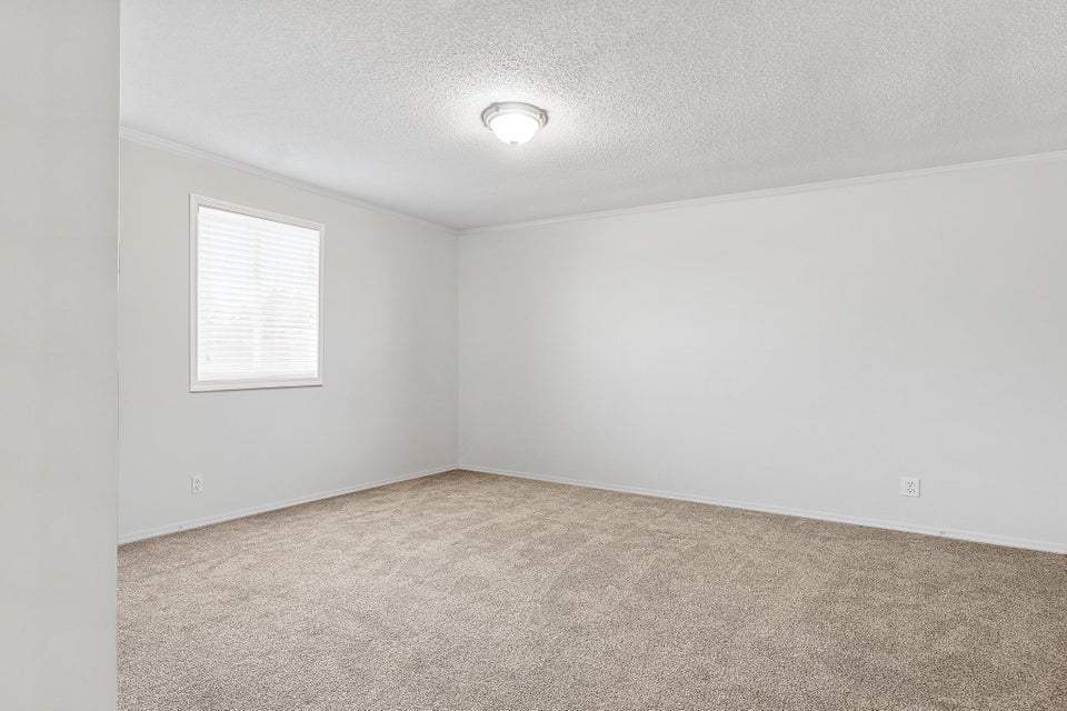 Photo #46: 101 Crestview Drive