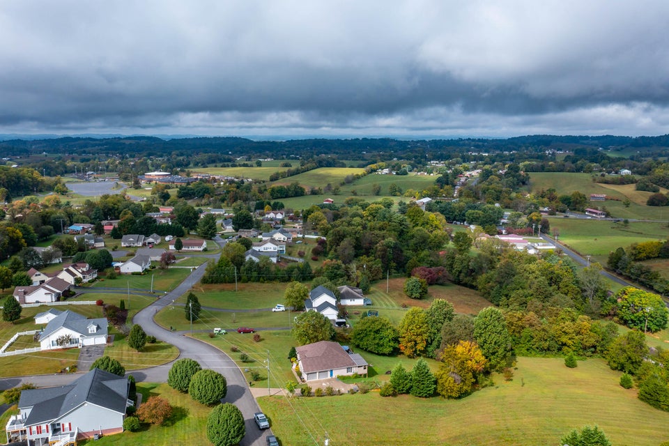Photo #46: 500 Heritage Lane