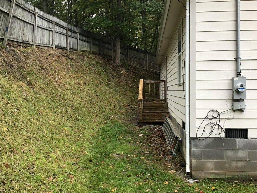 Photo #35: 8839 Boggs Hill Road