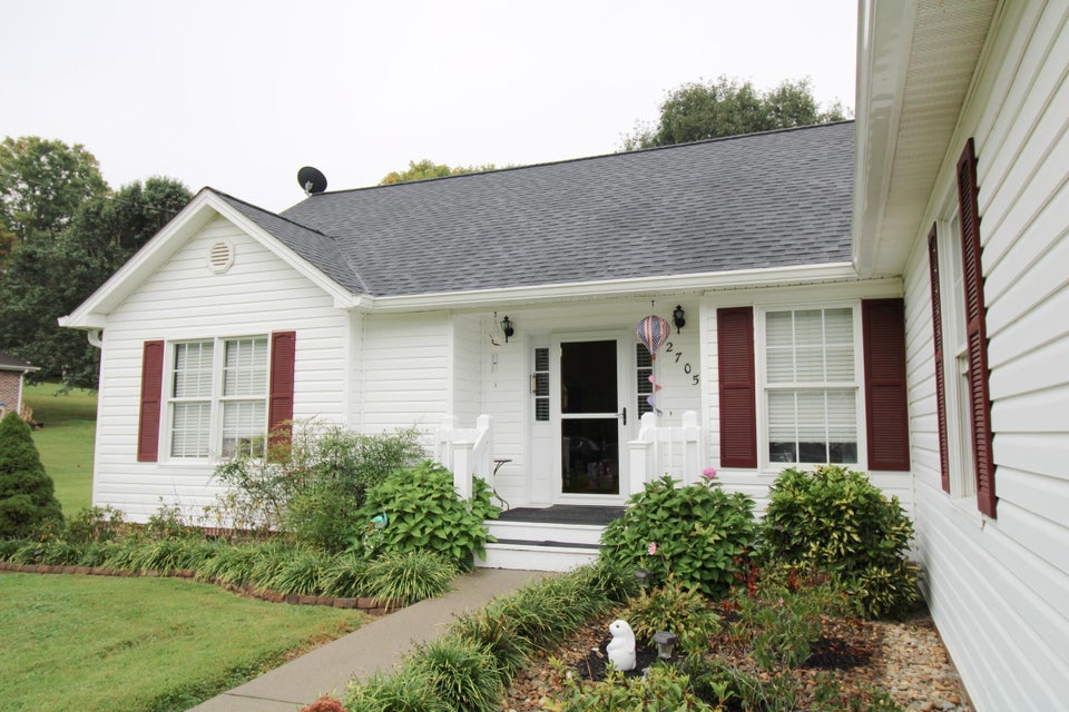 Photo #3: 2705 Oak Cliff Court