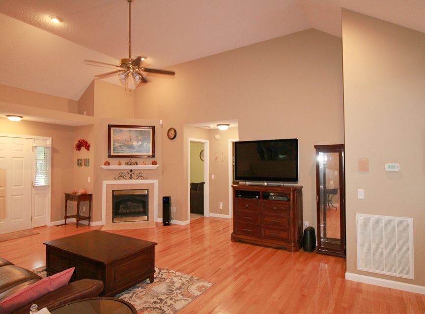 Photo #15: 2705 Oak Cliff Court