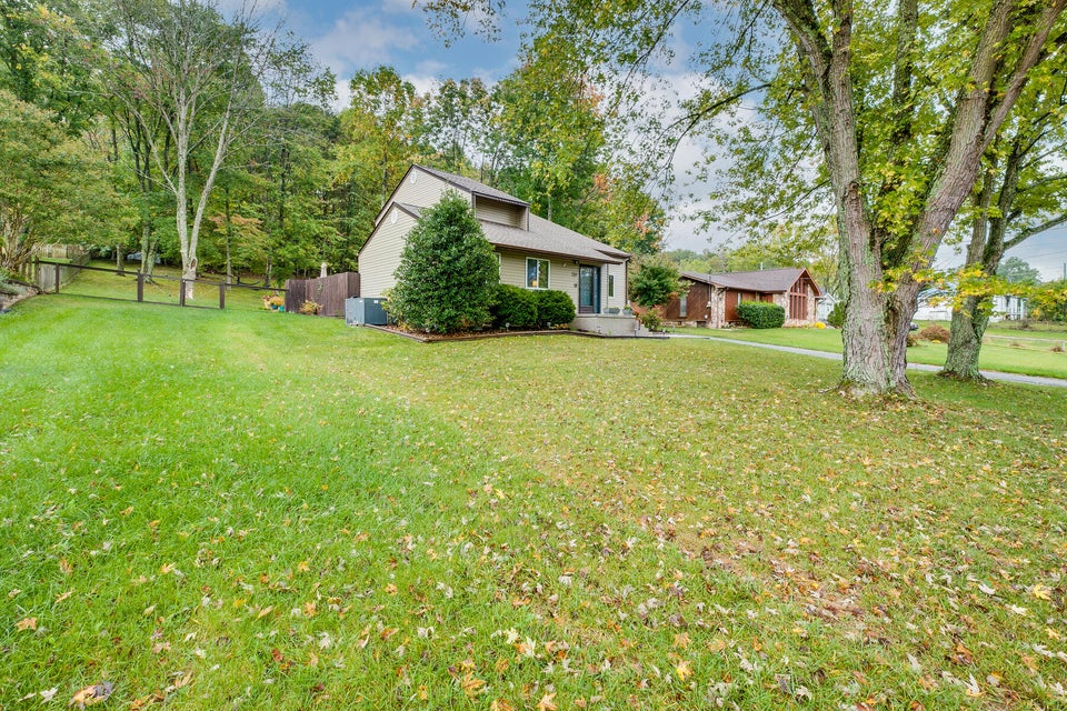 Photo #3: 3801 Thornton Drive