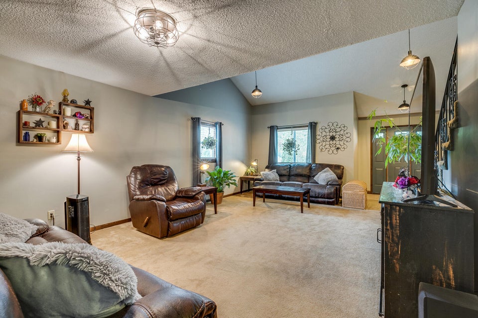 Photo #7: 3801 Thornton Drive