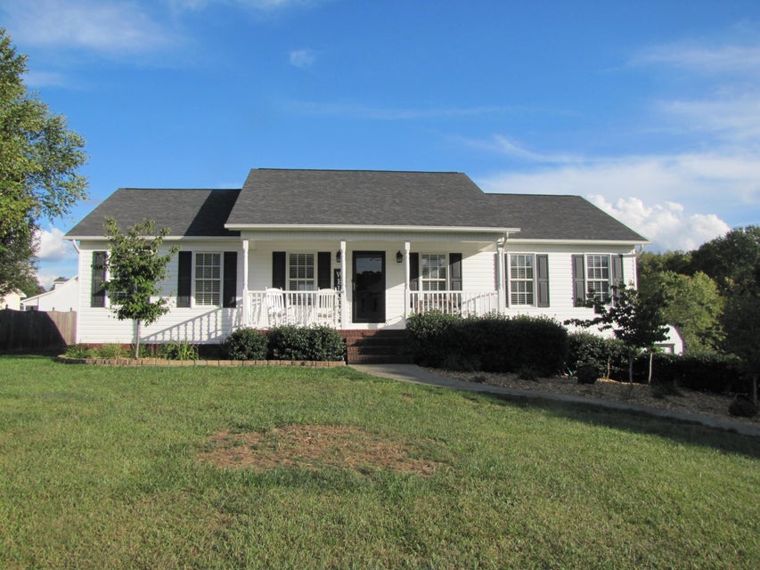 Photo #1: 807 Mockingbird Court