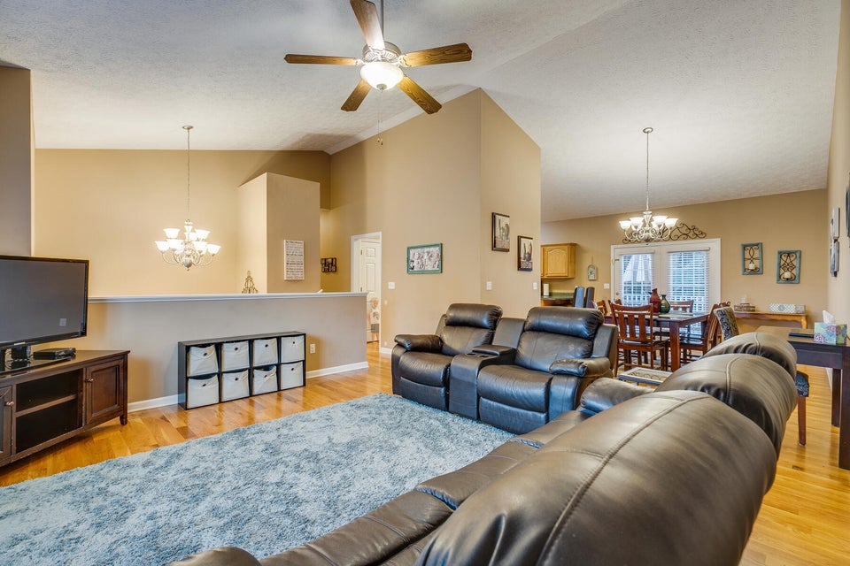 Photo #7: 4513 Palomino Drive