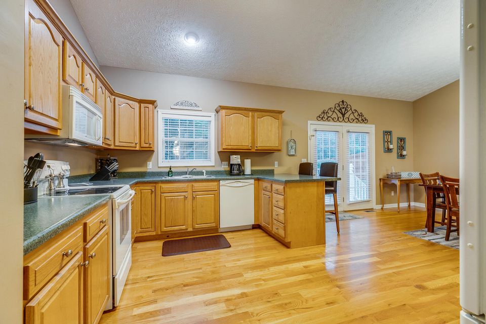Photo #14: 4513 Palomino Drive