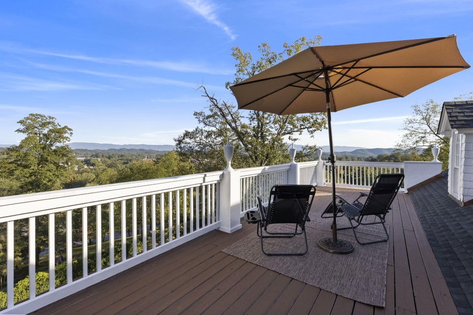 Photo #48: 100 Belvedere Heights