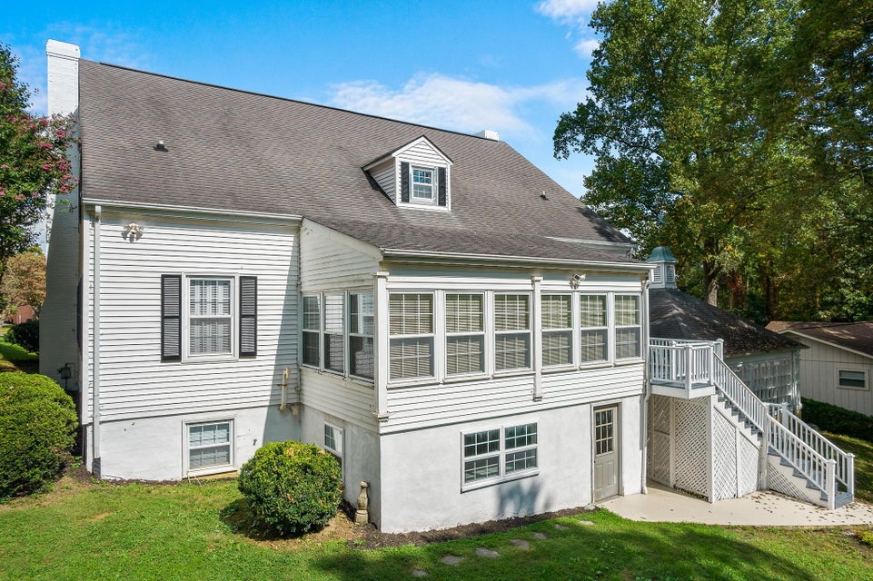 Photo #4: 807 Briarwood Drive