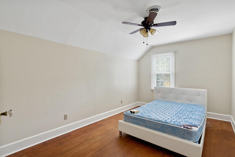 Photo #20: 807 Briarwood Drive
