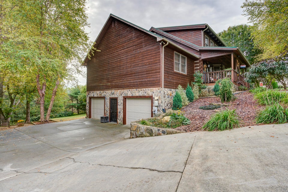 Photo #5: 388 Beulah Land Drive