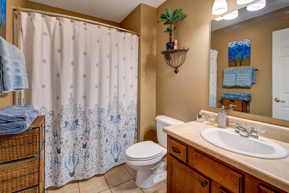 Photo #30: 1432 Glen Abbey Way