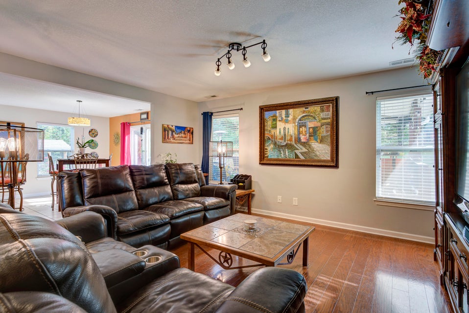 Photo #32: 1432 Glen Abbey Way