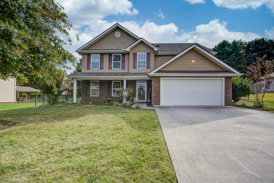 Photo #1: 1432 Glen Abbey Way