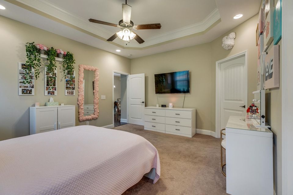 Photo #21: 87 Poinciana Place