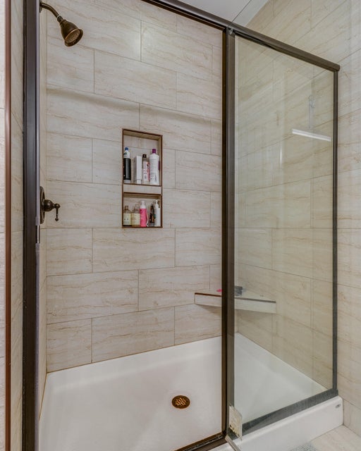 Photo #23: 87 Poinciana Place