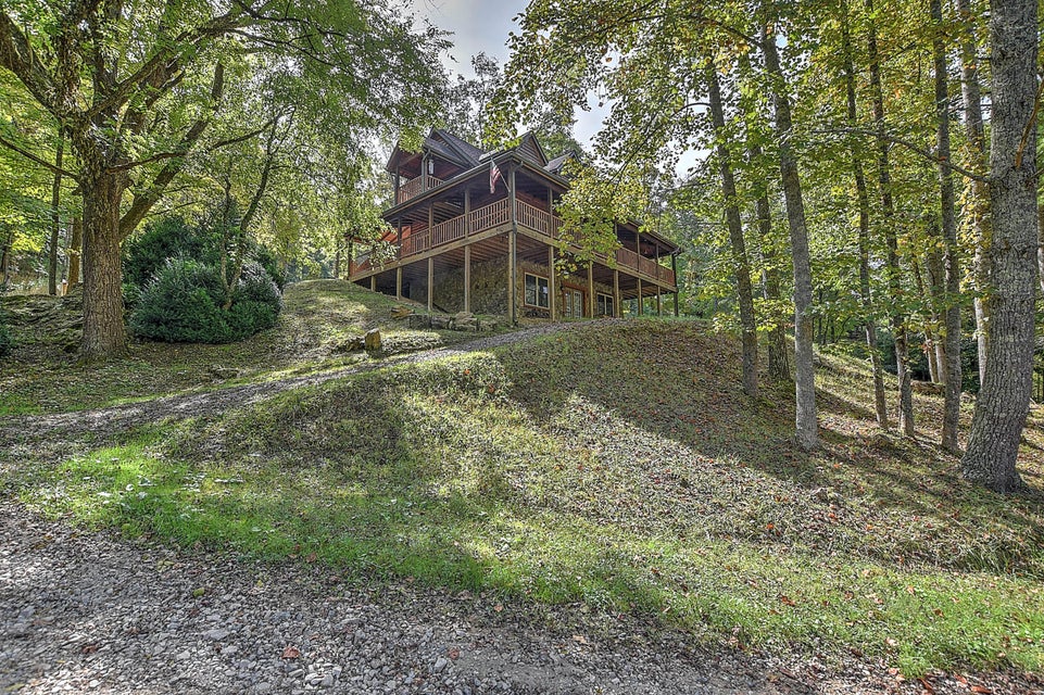 Photo #6: 202 Raccoon Circle