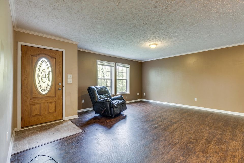 Photo #7: 944 Chadwell Road