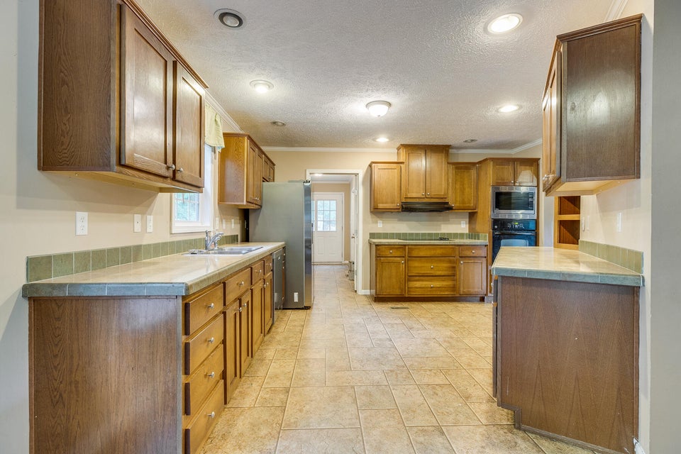 Photo #12: 944 Chadwell Road