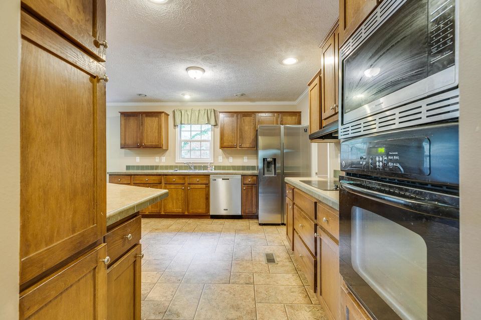Photo #13: 944 Chadwell Road