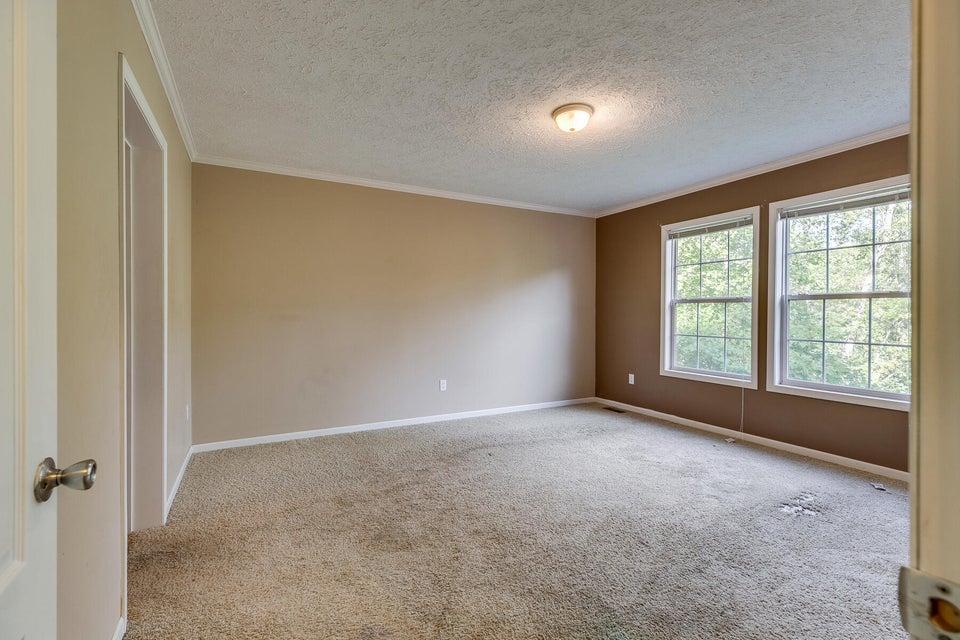 Photo #17: 944 Chadwell Road