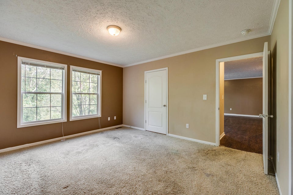 Photo #18: 944 Chadwell Road