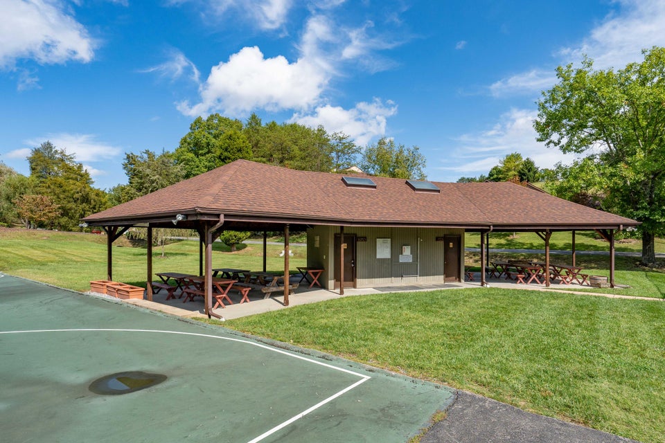 Photo #50: 517 Willowbrook Trace