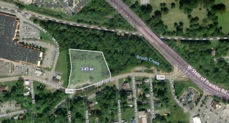 Photo #2: 2310 W. Walnut St. Street