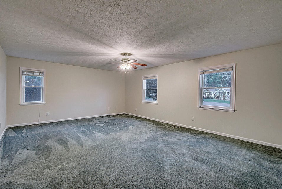 Photo #25: 3115 Summit Avenue