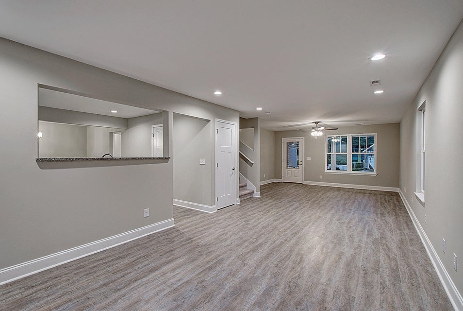 Photo #11: 1193 Lemongrass Drive