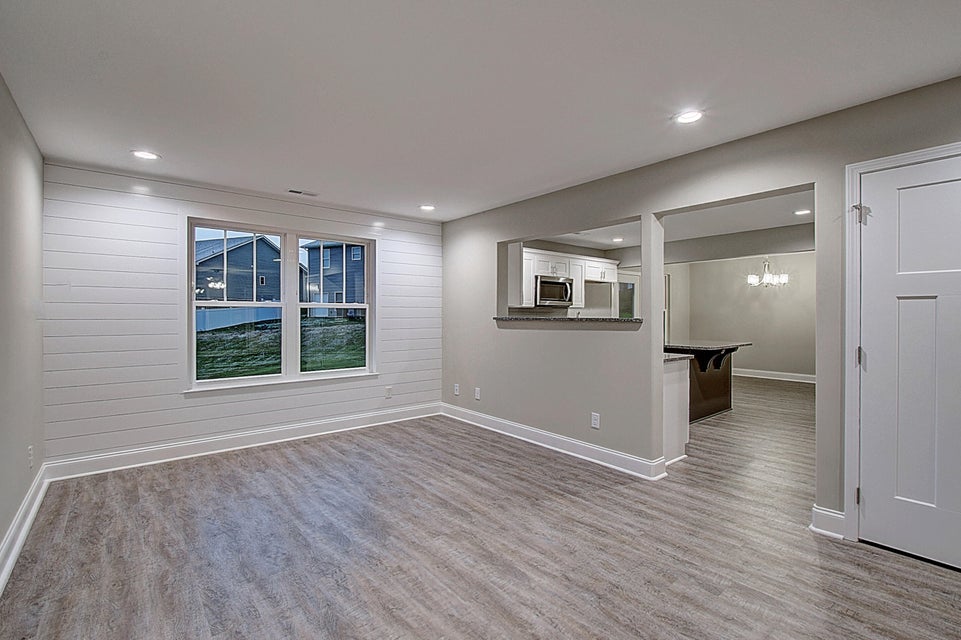 Photo #9: 1193 Lemongrass Drive