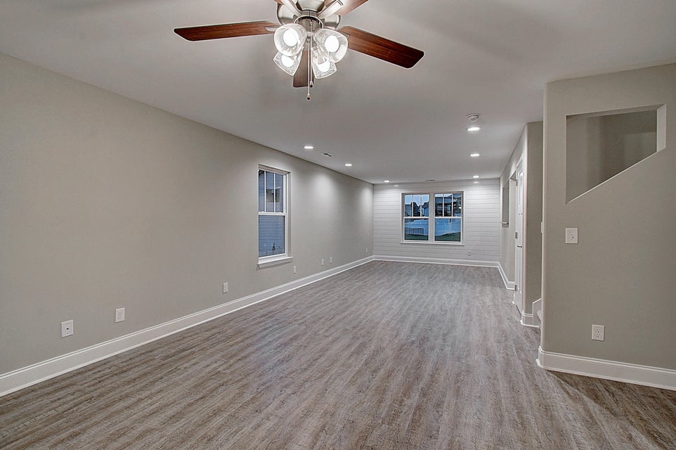 Photo #6: 1193 Lemongrass Drive