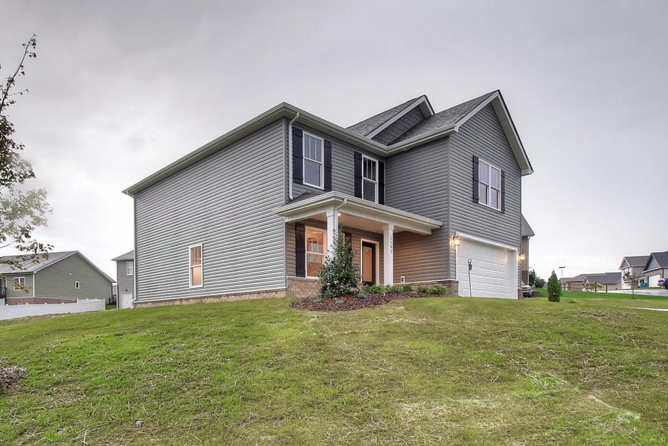Photo #3: 1193 Lemongrass Drive