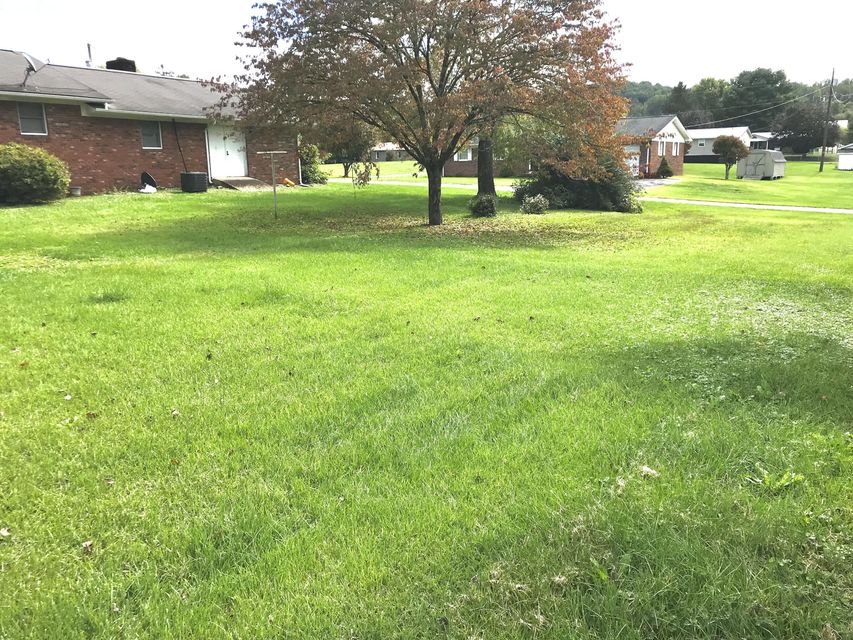 Photo #7: 222 Milbourn Street