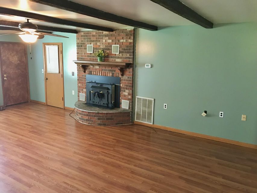 Photo #8: 222 Milbourn Street