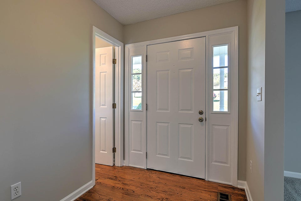 Photo #4: 736 Valley Drive