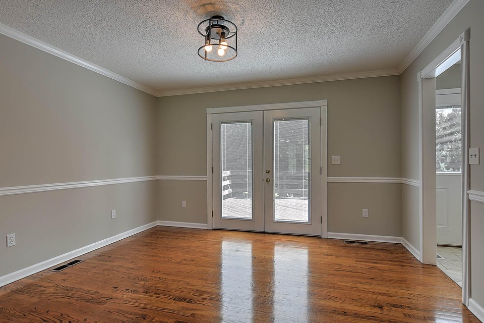 Photo #11: 736 Valley Drive