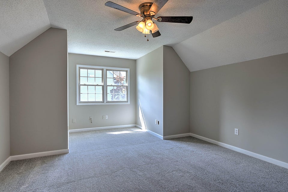 Photo #17: 736 Valley Drive